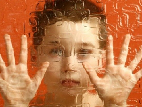 Phát hiện sớm “Rối loạn phổ tự kỷ” ở trẻ nhỏ